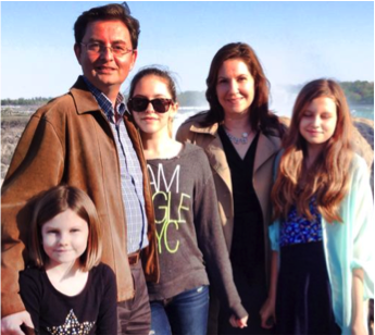 The Glaenzer family - (From left to right) Chloe, Eric, Lea, Virginie, Alix
