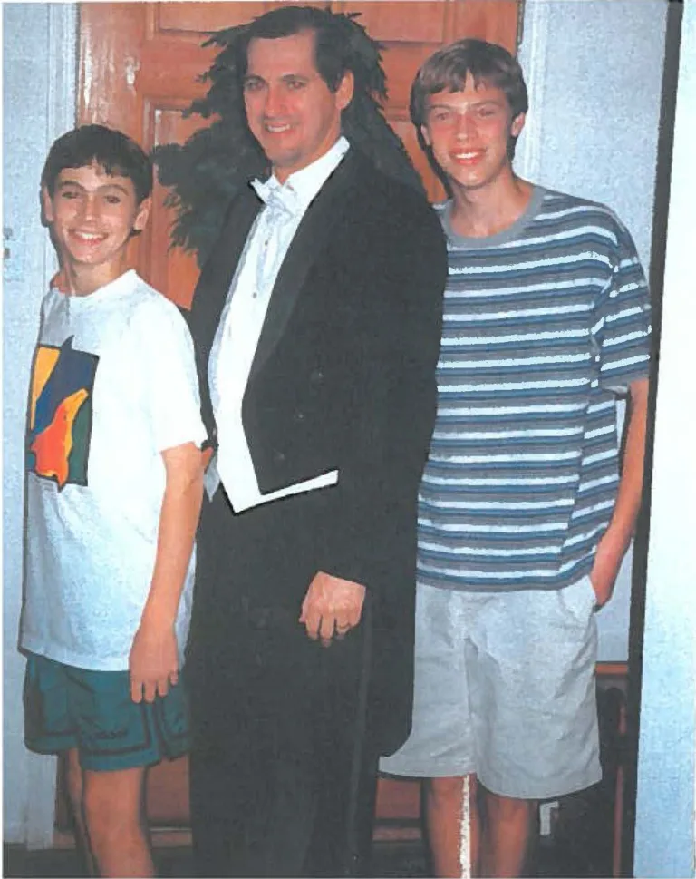 Gary w sons Doug and Steve - 1994 (1)