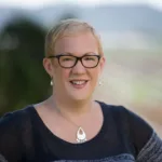 employee-oldham-140612